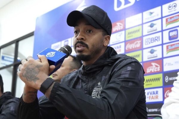 Eduardo Berkomitmen untuk Memberikan yang Terbaik bagi Persija di Kandang PSS