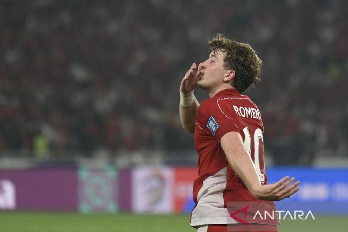 Gol Penalti Ole Romeny Membawa Indonesia Unggul atas China di Paruh Pertama